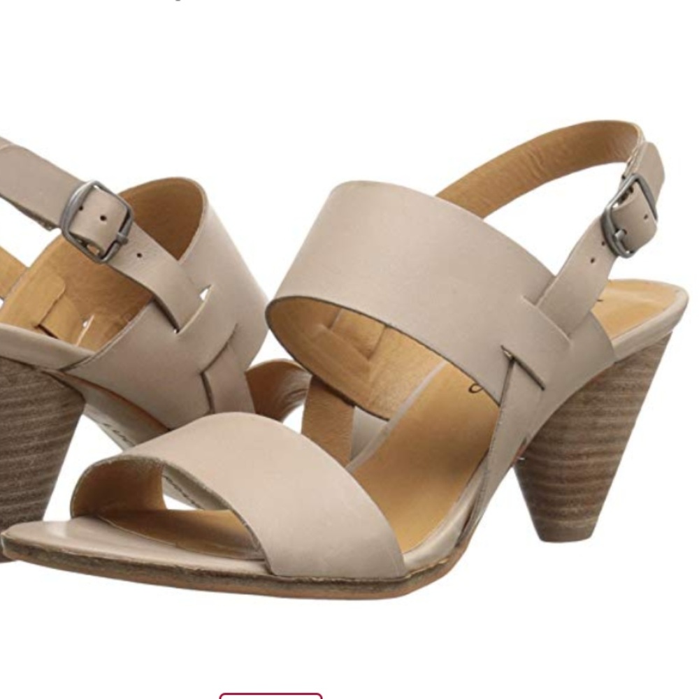 Lucky Brand Veneesha leather sandal NIB